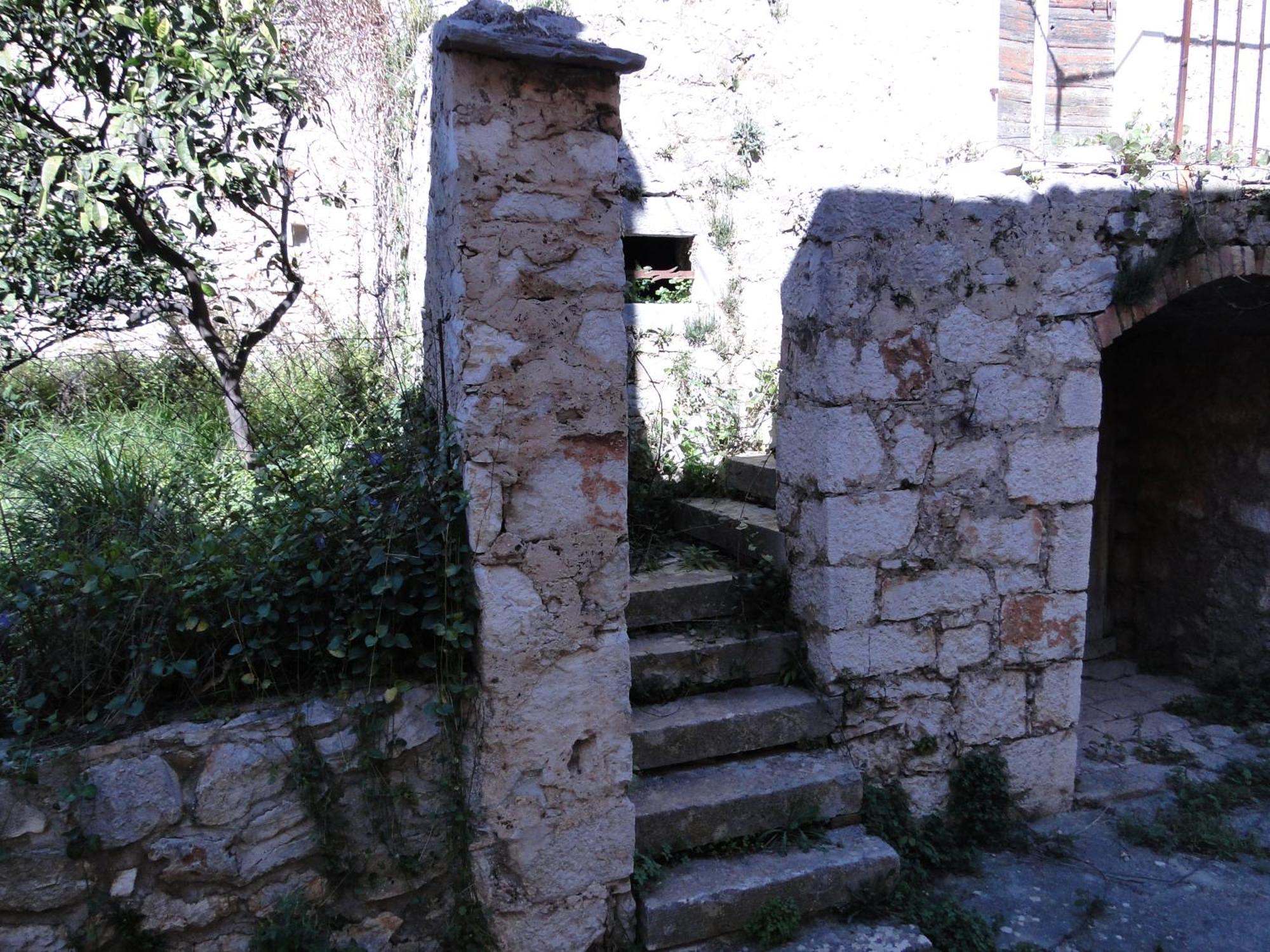 Heritage Apartments Kyra & Fox In Pitve, Hvar Esterno foto