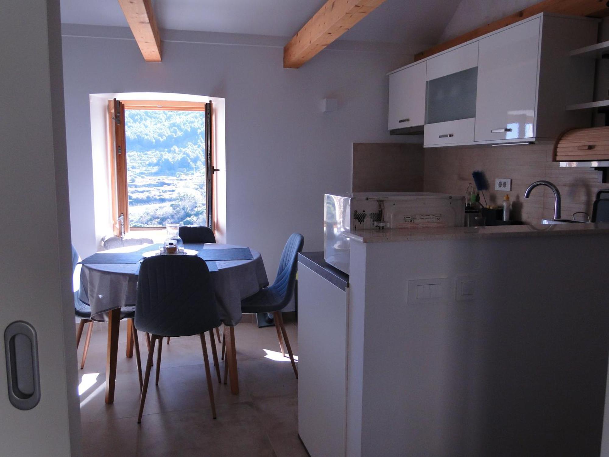 Heritage Apartments Kyra & Fox In Pitve, Hvar Esterno foto